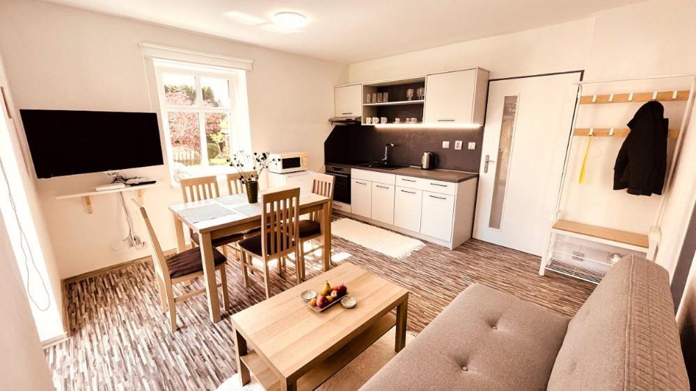 Apartmany Hvezdecka بروموف المظهر الخارجي الصورة